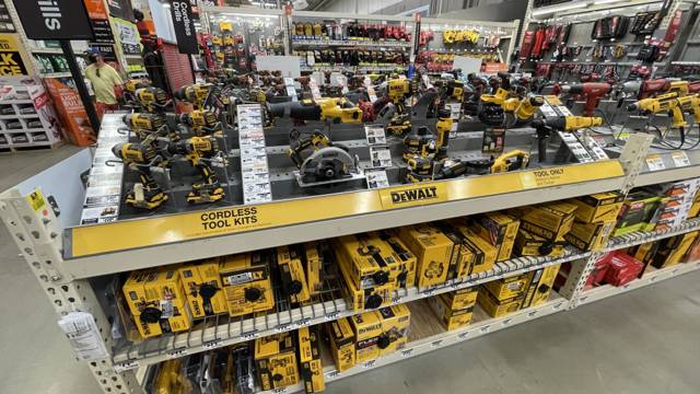 Home Depot — Aisle  · Bay  (Power Tools — DeWalt Cordless Tool Kits)